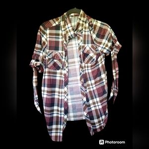 Short sleeve with ties button-up